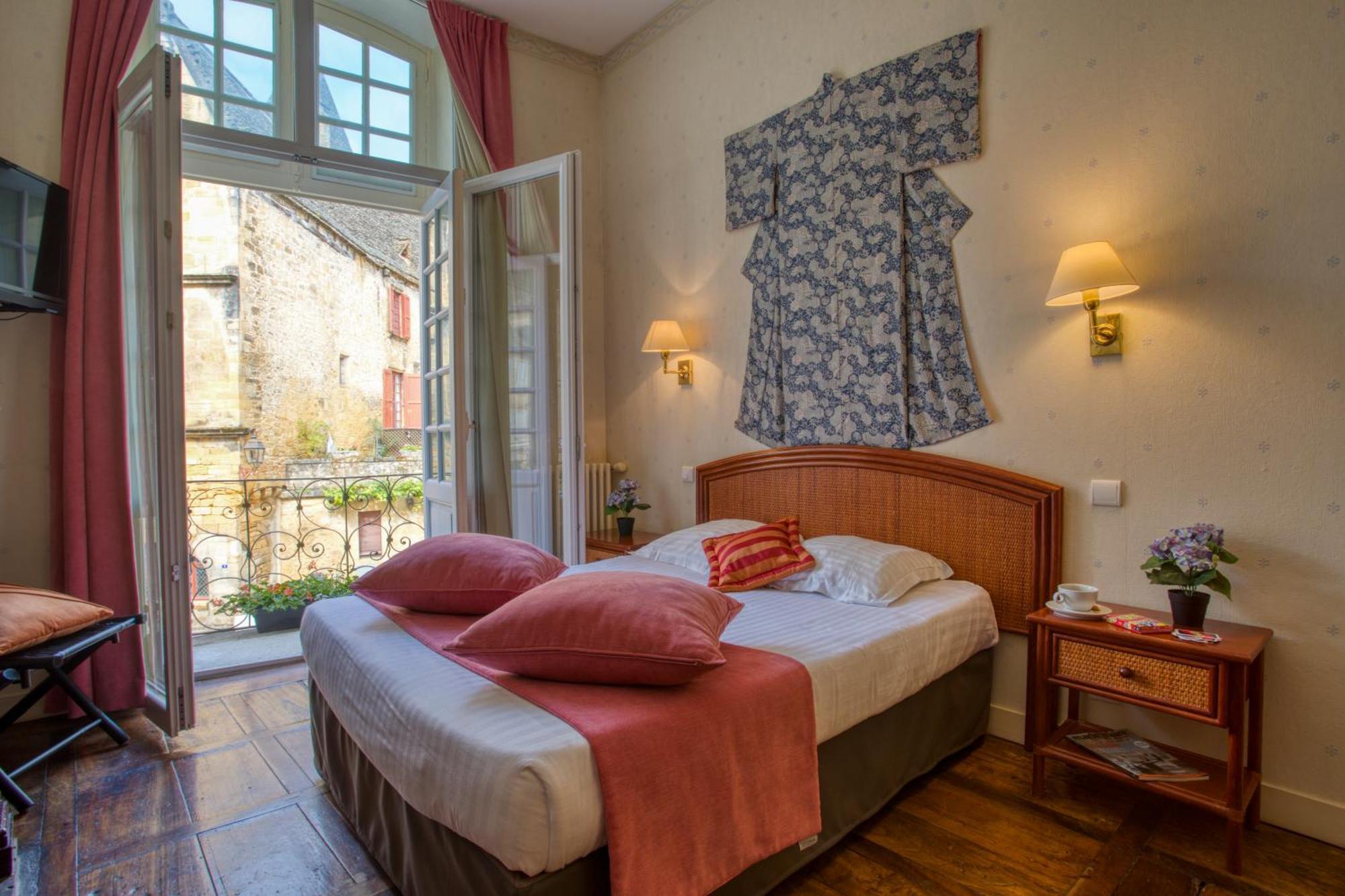 Noreli B&B サルラ・ラ・カネダ エクステリア 写真